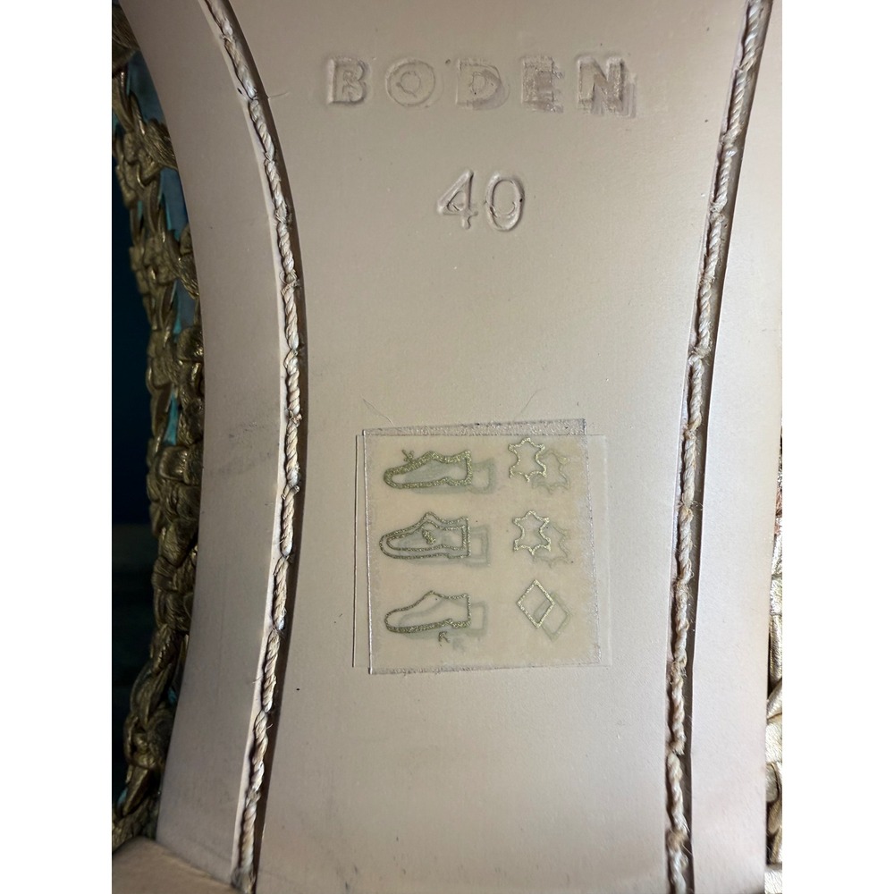 Boden Mary Jane Flats Womens 40 Gold Woven Metallic Leather Cap Toe 9-9.5 READ - Picture 6 of 8